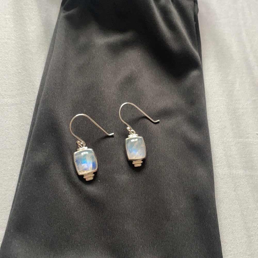 Moonstone dangling earrings